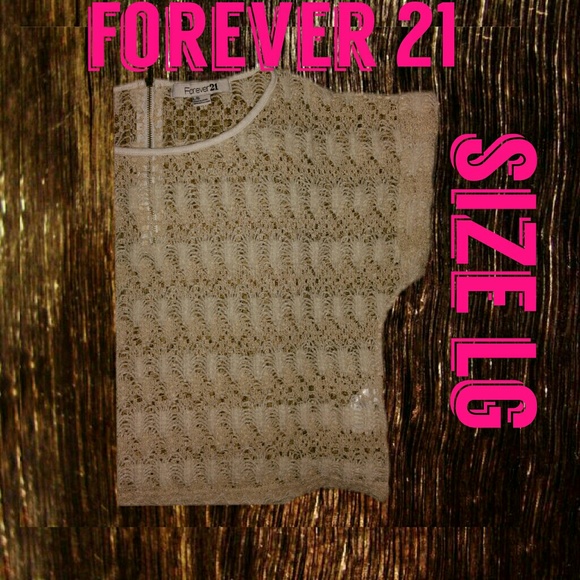 Cute crop top - Picture 2 of 2